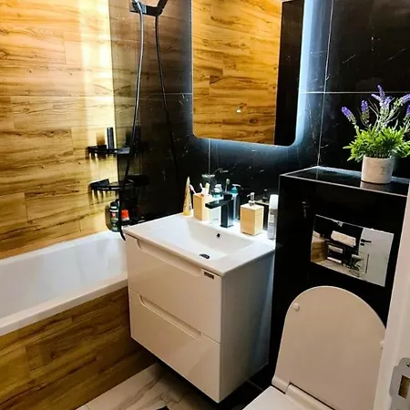 Lannister, A Unique Place Apartment Bucharest