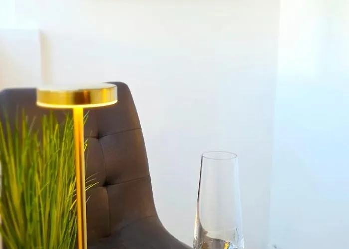 Modern With Free Parking & Balcony - Lannister Bucureşti