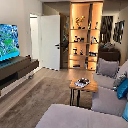 Daire Modern With Free Parking & Balcony - Lannister *