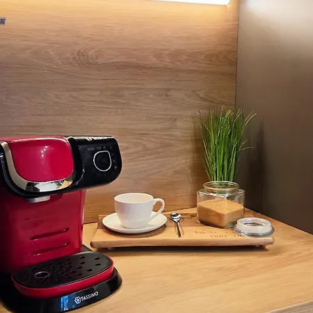 Modern With Free Parking & Balcony - Lannister