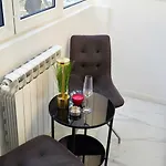 Apartmán Modern With Free Parking & Balcony - Lannister *